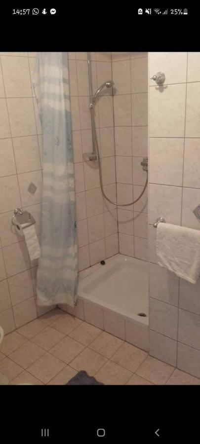 Apartmani Vesna Пунат Екстериор снимка